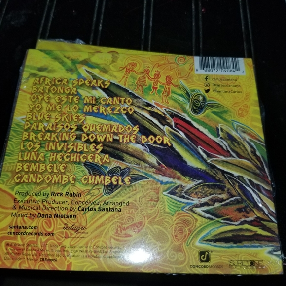 Santana CD - Picture 2 of 2